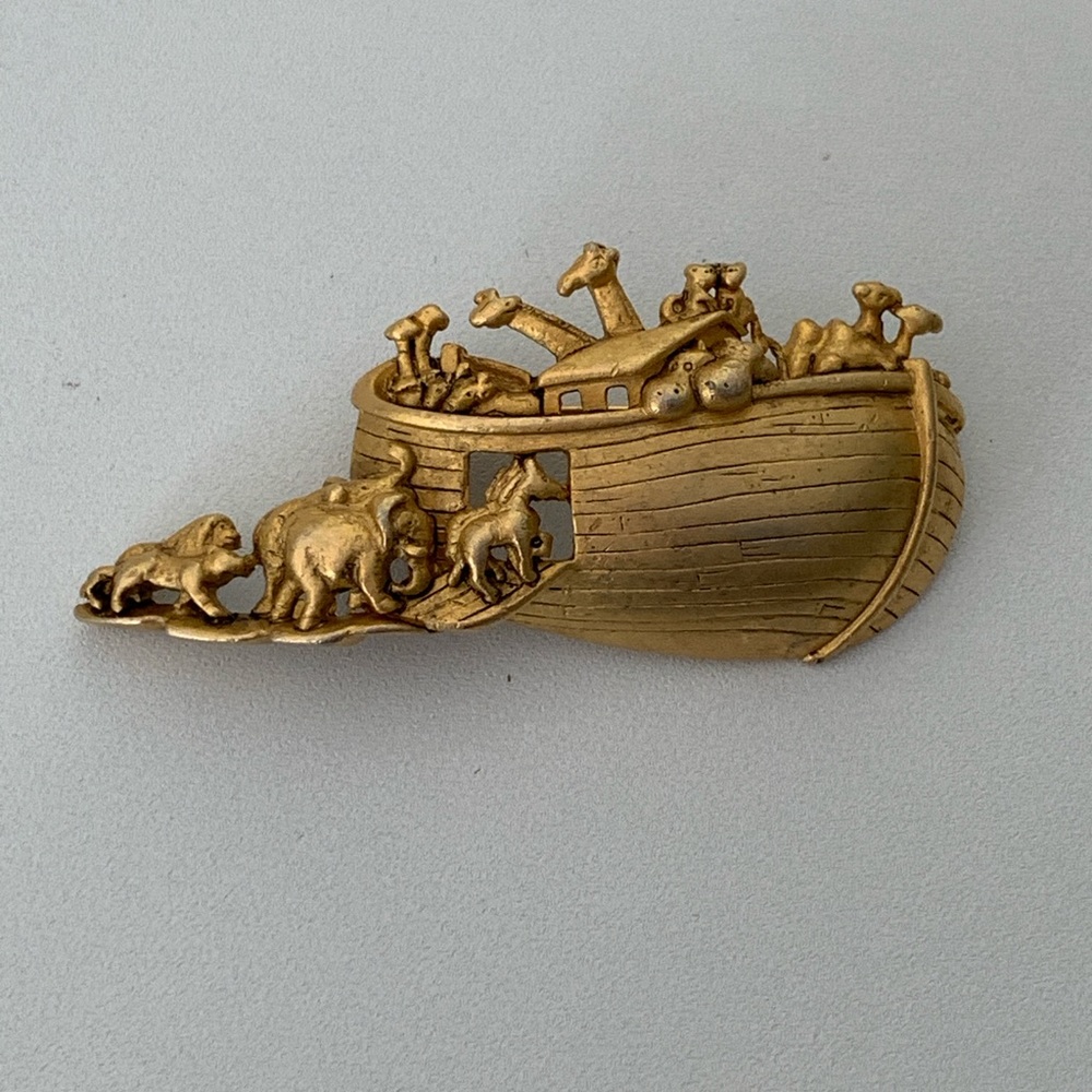 Vintage Noah's Ark and Animals Brooch Pin Gold Tone Metal  Signed AJC